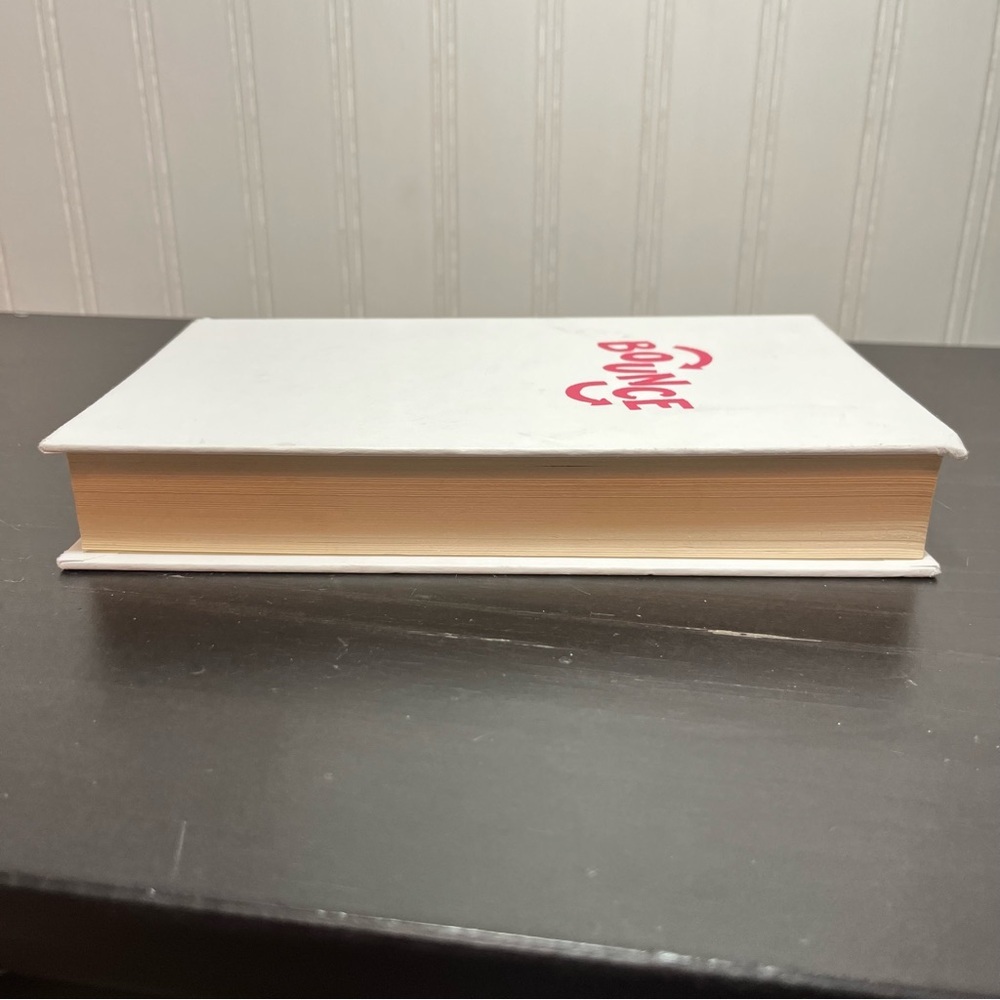 Bounce White Packaging with Pink Logo - Picture 6 of 9